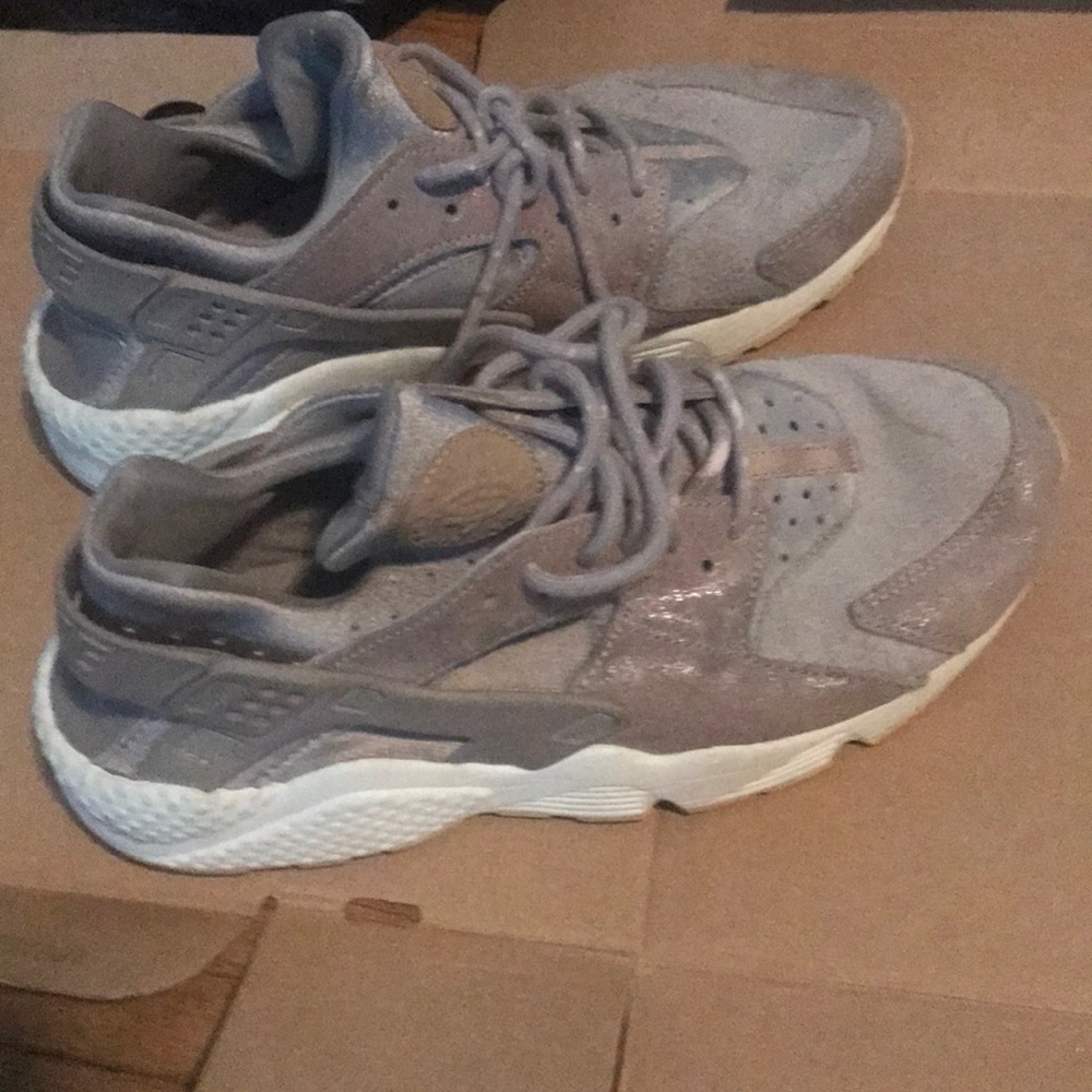 Nike huaraches